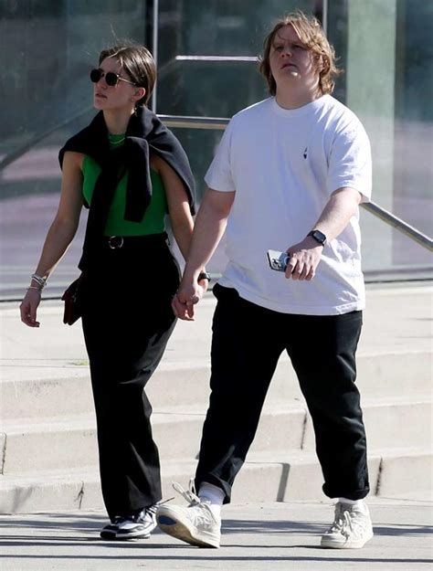 lewis capaldi girlfriend